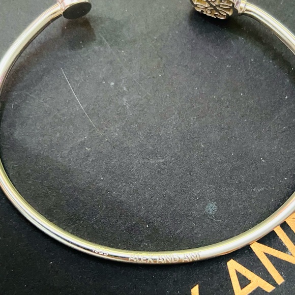 Alex and Ani 925 Knot Cuff with a crystal - Picture 3 of 3
